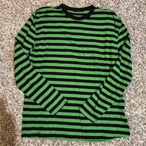 Hot Topic Green and Black Striped XL Long Sleeve
